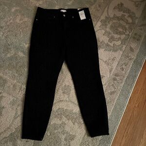 Good American always fits good leg jeans size 14-18